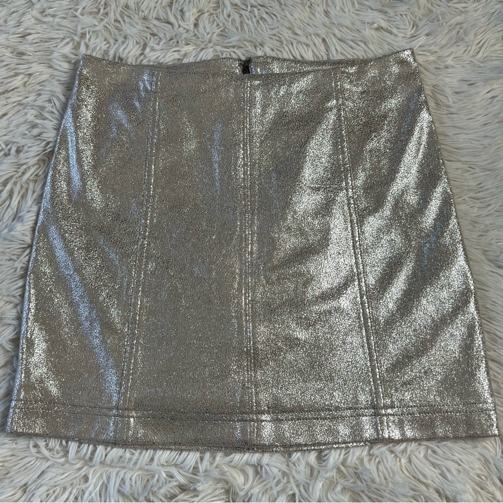 Free People Modern Femme metallic rose gold crackle suede mini skirt size 4 - Picture 6 of 11